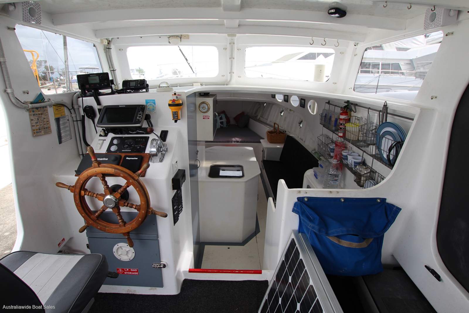 Bay Cruiser 30ft Sedan