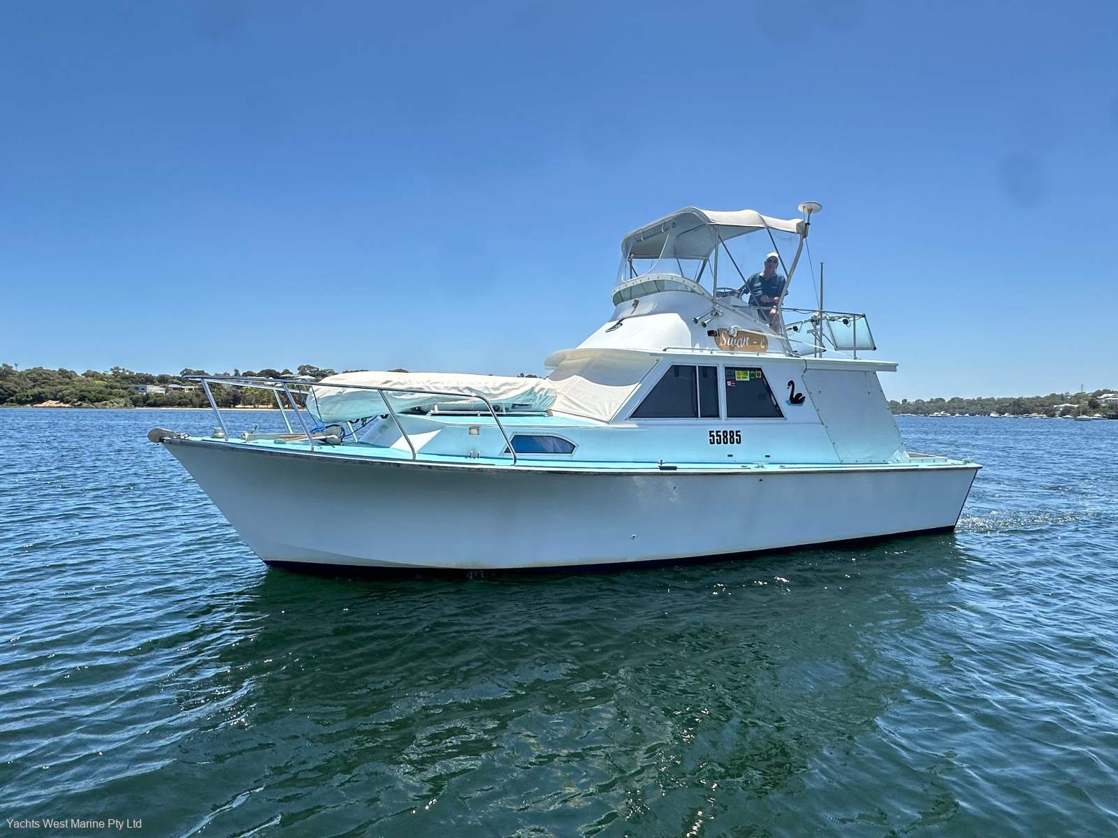 Fury 32 Flybridge Cruiser Repowered with Iveco 270 hp:FURY 32 by YACHTS WEST ph 9335 7788