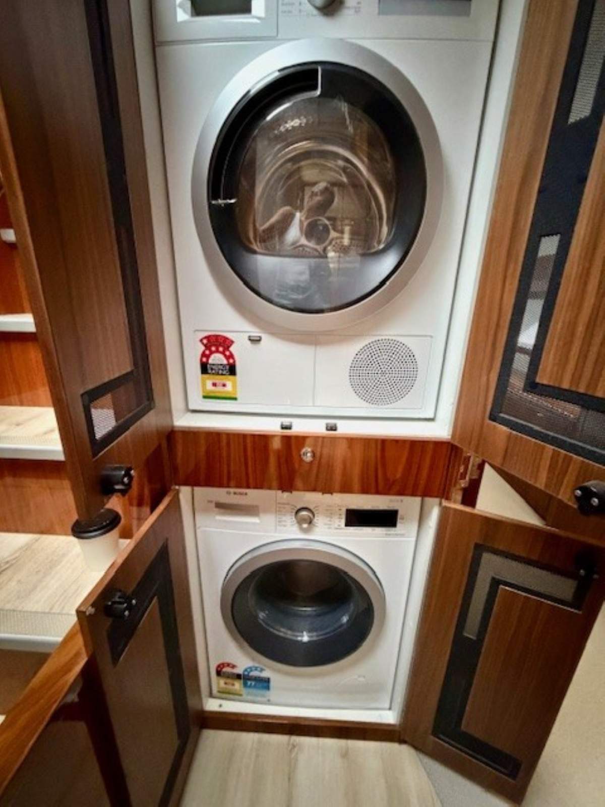 Riviera 54 Enclosed Flybridge - Seakeeper M9 Gyro