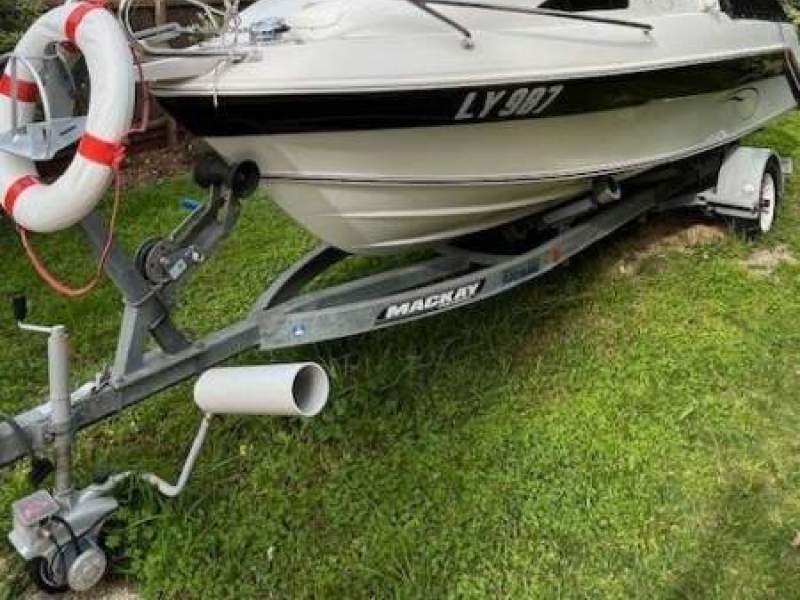 Tournament 1750 Runabout