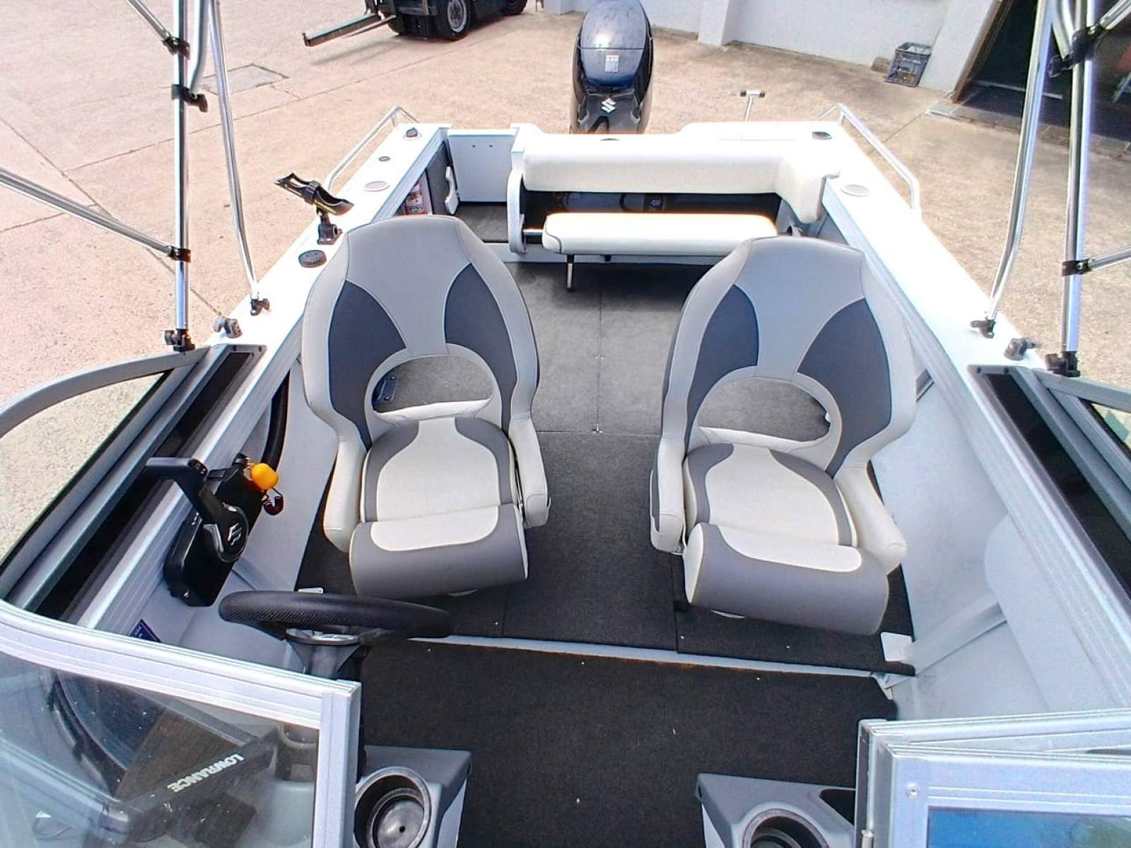 Quintrex 481 Fishabout