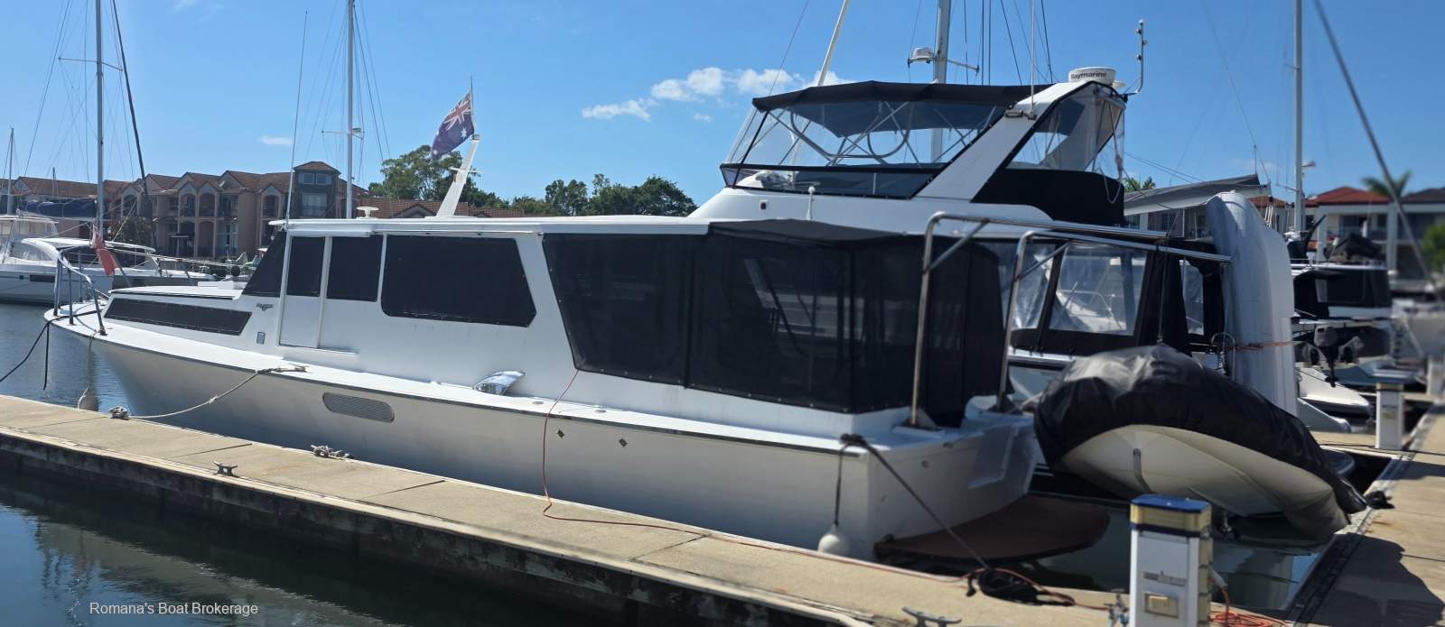 Halvorsen 45 Sedan Motor Cruiser