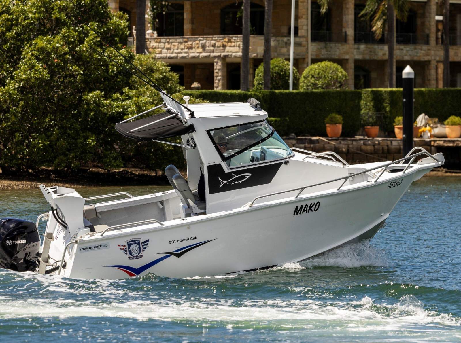 Makocraft 591 Island Cab HT