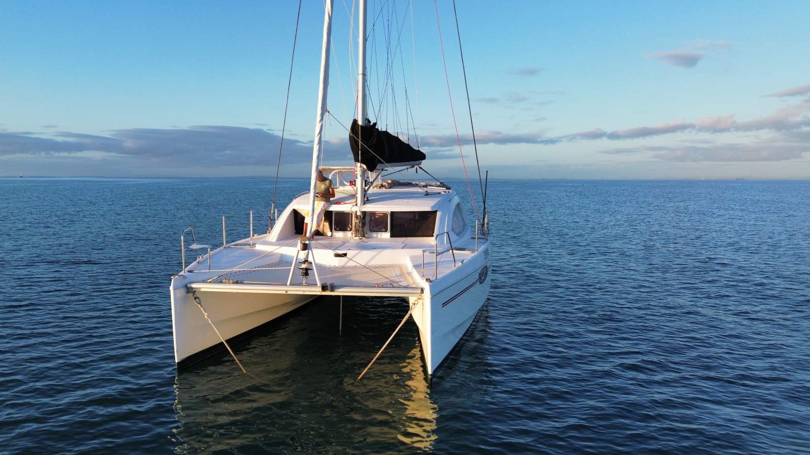 Leopard Catamarans L39pc 2012:Zephuros at anchor