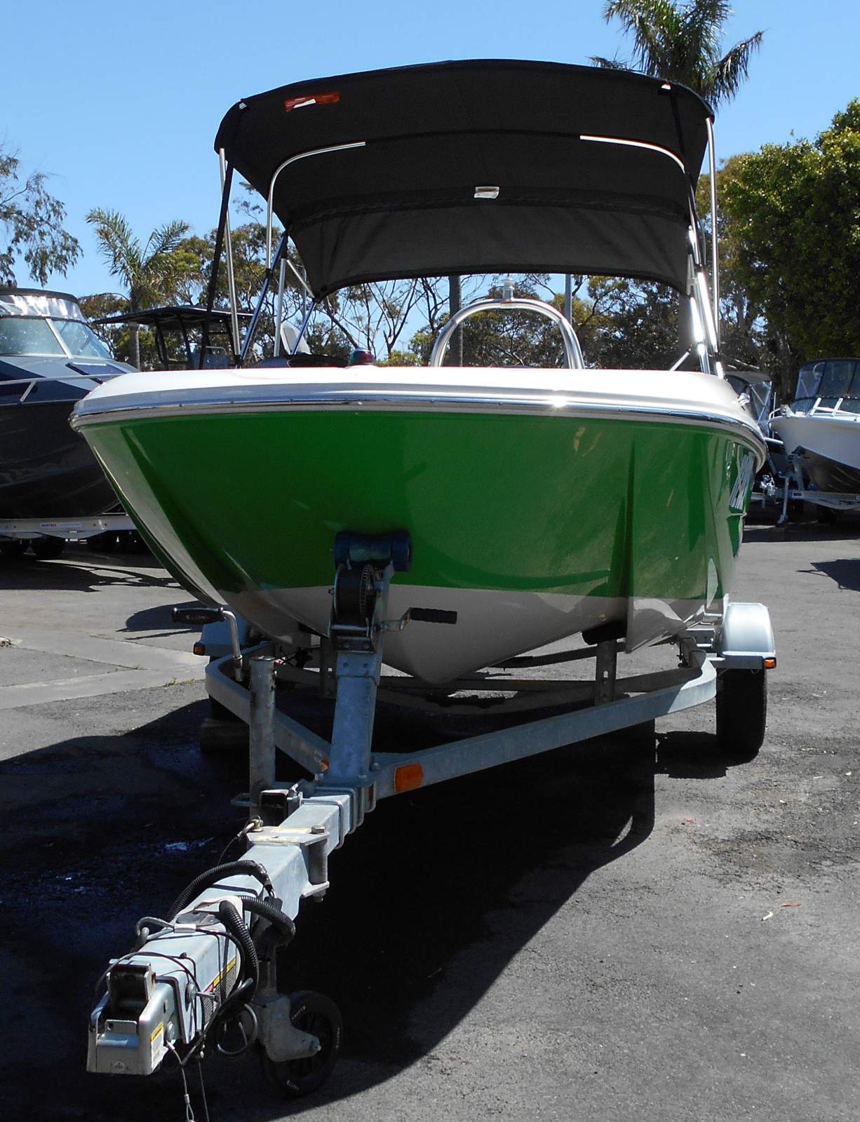 Bayliner Element E16
