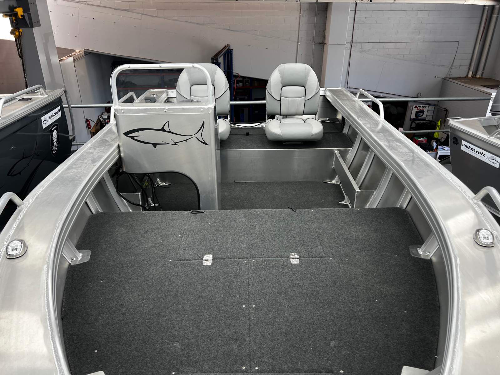 New Makocraft 425 Commander HD 425 COmmander HD ready for delivery