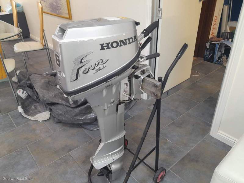 2000 Honda 8HP Xtra Longshaft Outboard