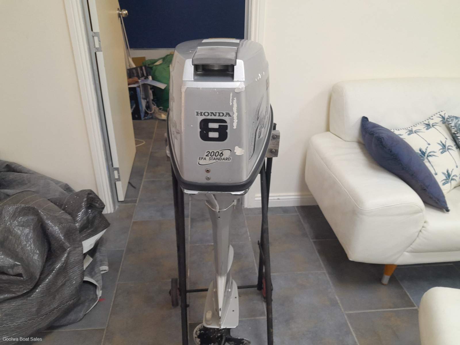 2000 Honda 8HP Xtra Longshaft Outboard