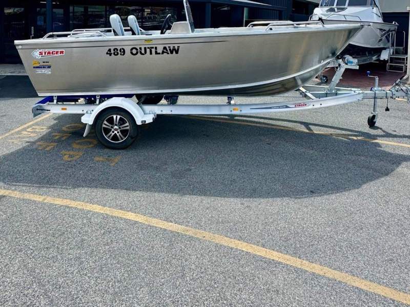 Stacer 489 Outlaw Side Console