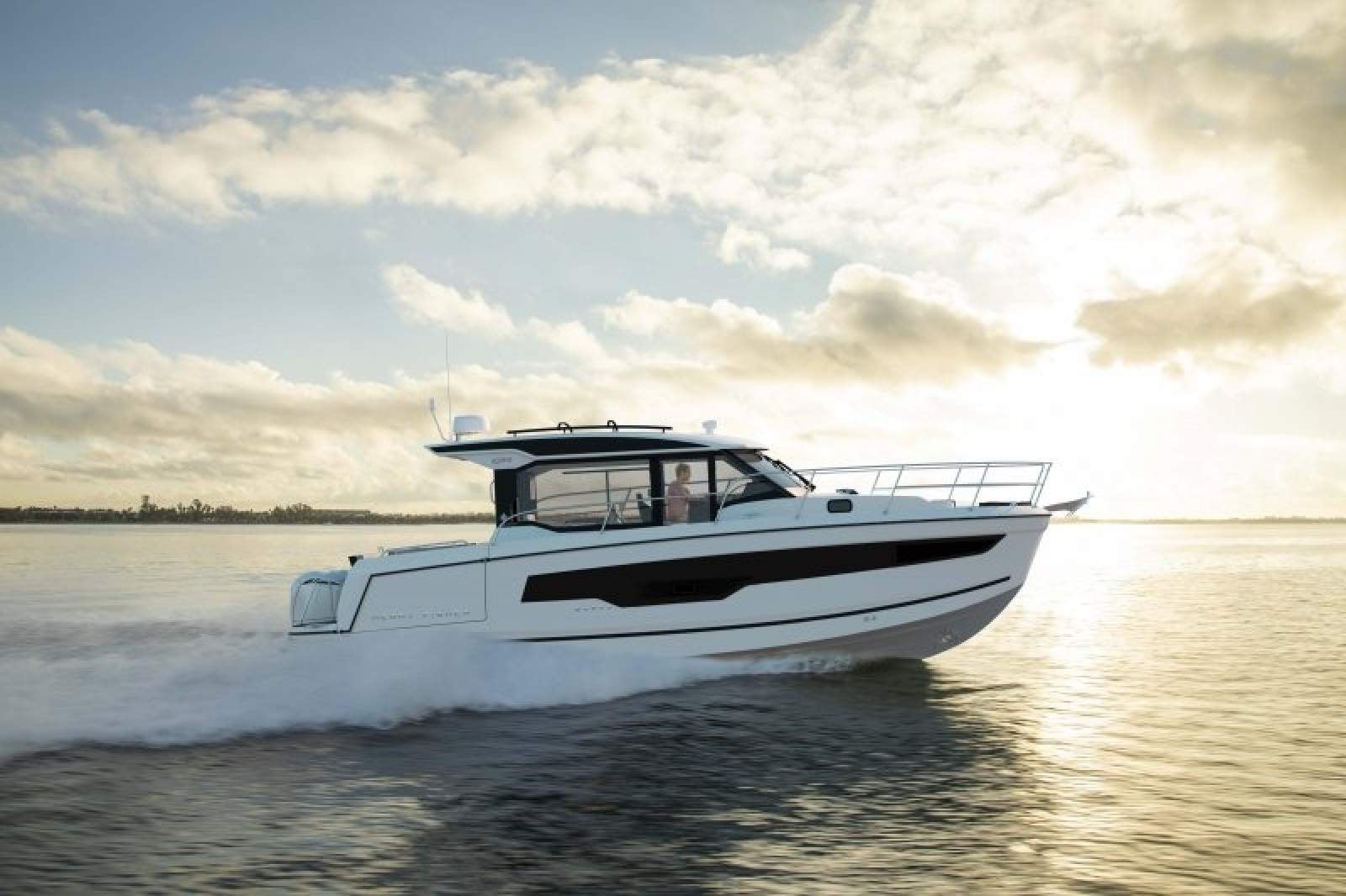 Jeanneau Merry Fisher 1095 Coupe Series 2