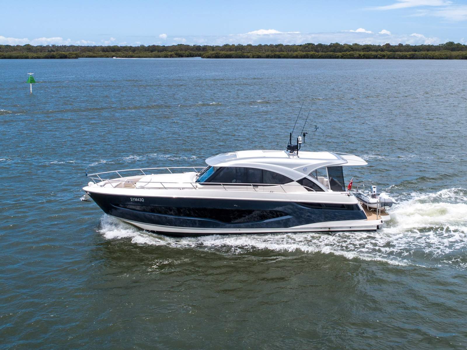 Riviera 4300 Sports Express