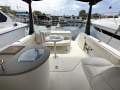 Sea Ray 270 Amberjack - Powerful, Practical & Family-Friendly!
