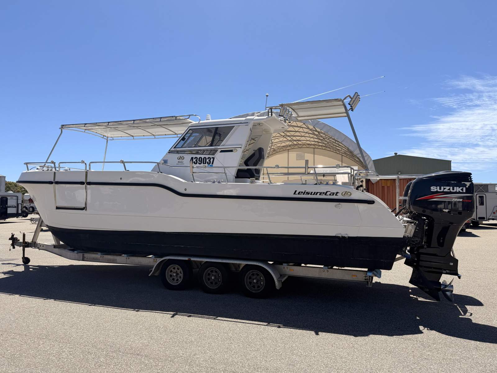 Leisurecat 9000 Mako - Offshore Performance with 2C/2E Survey