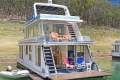 Love Affair Houseboat Holiday Home on Lake Eildon:Love Affair on Lake Eildon