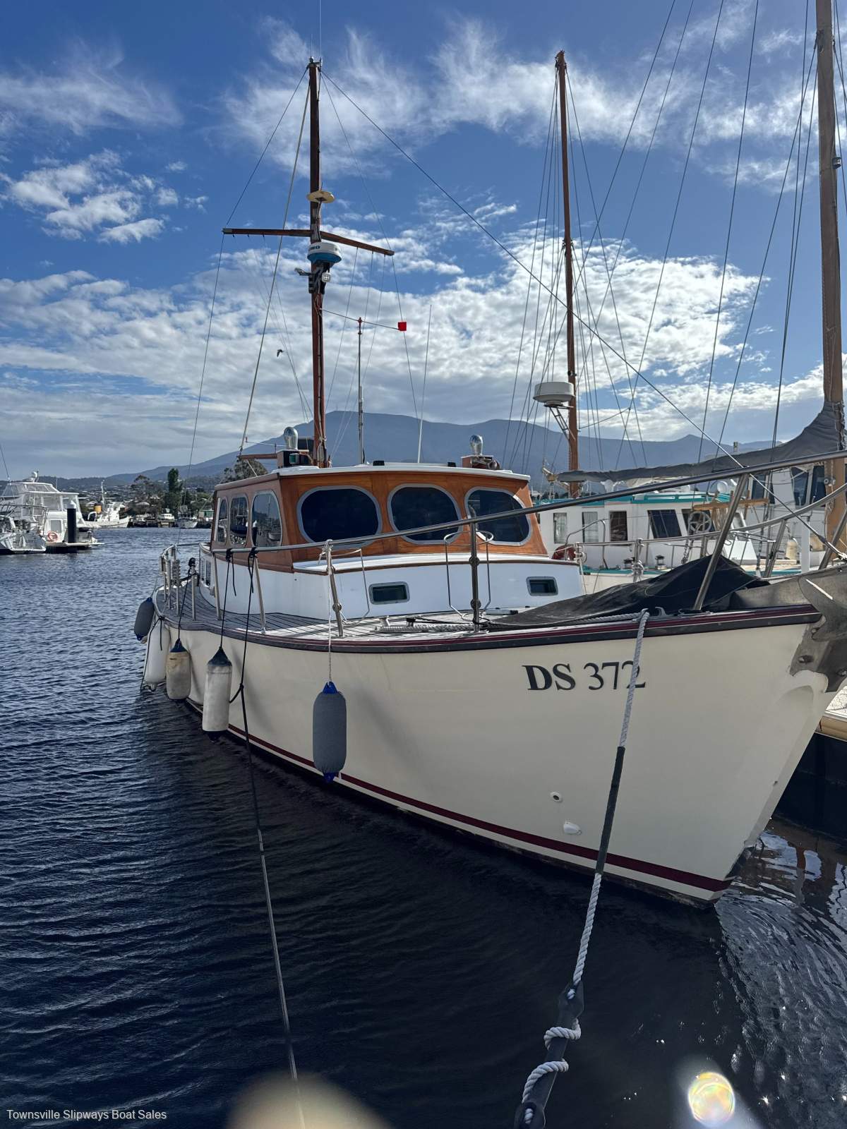 Ray Kemp Motor Cruiser