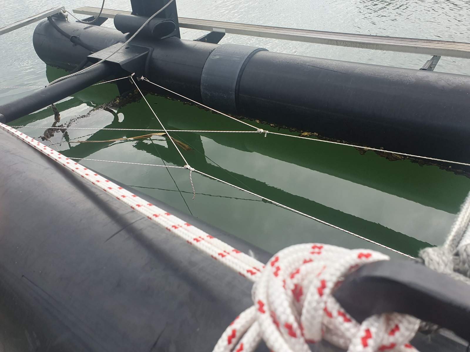 AIR DOCK TO SUIT POWER CAT:new control ropes full length work plank