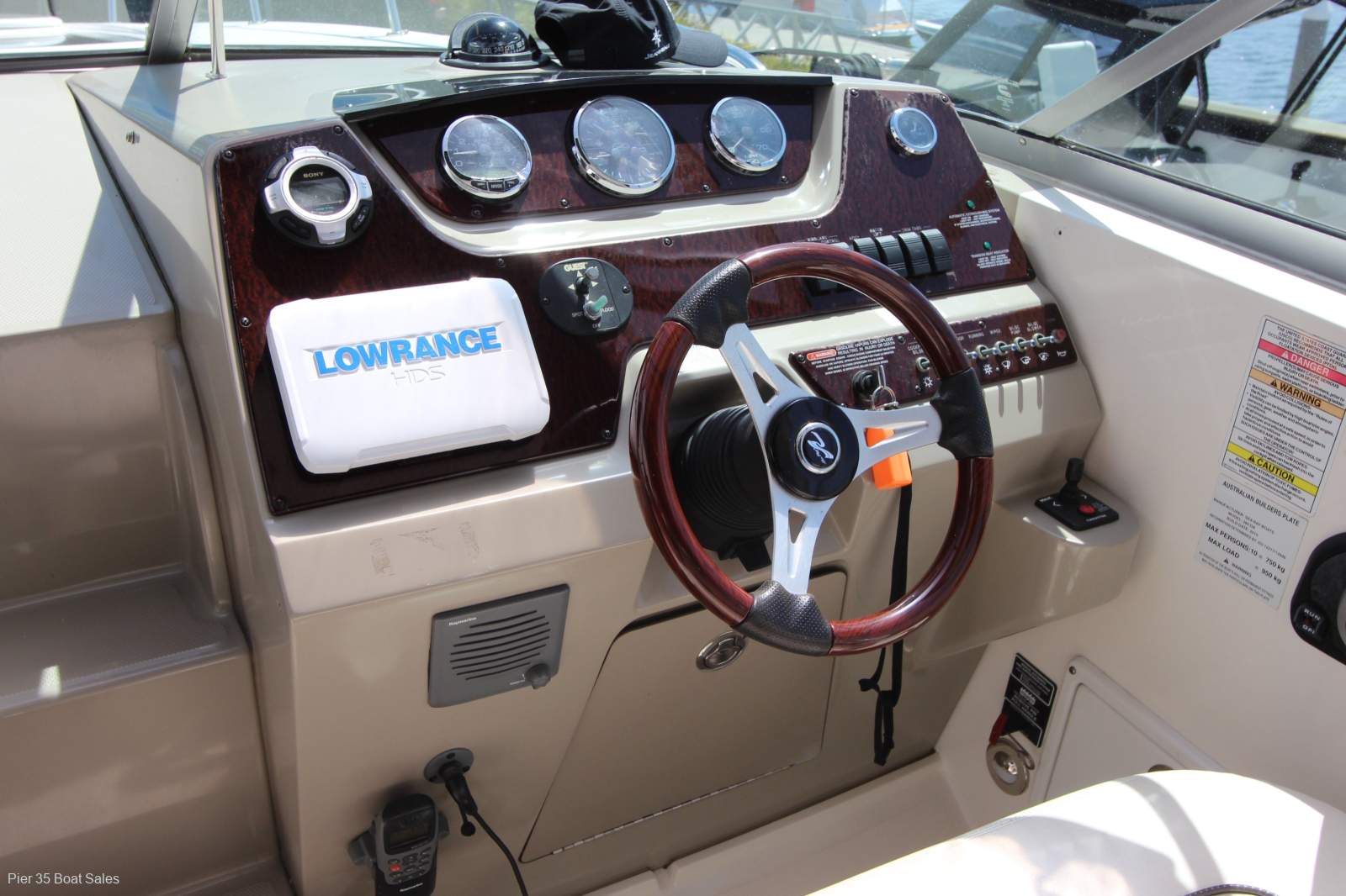 Sea Ray 280 Sundancer