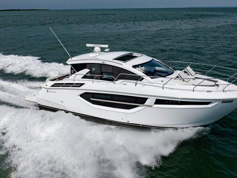 Cruisers Yachts 42 Cantius