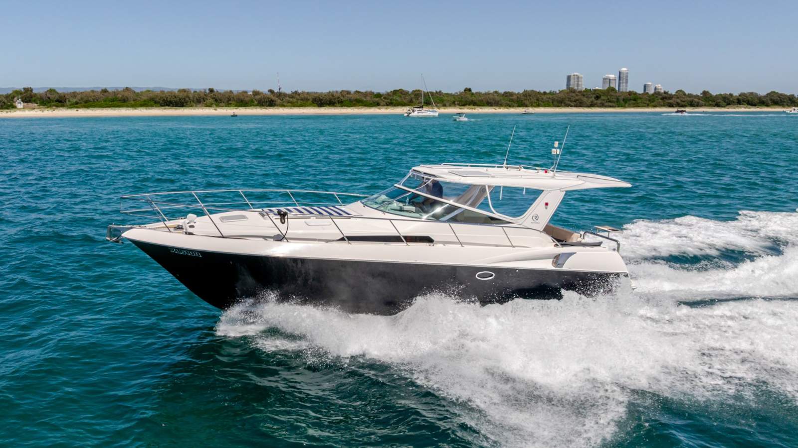 Riviera M400 Sports Cruiser 2005 Model