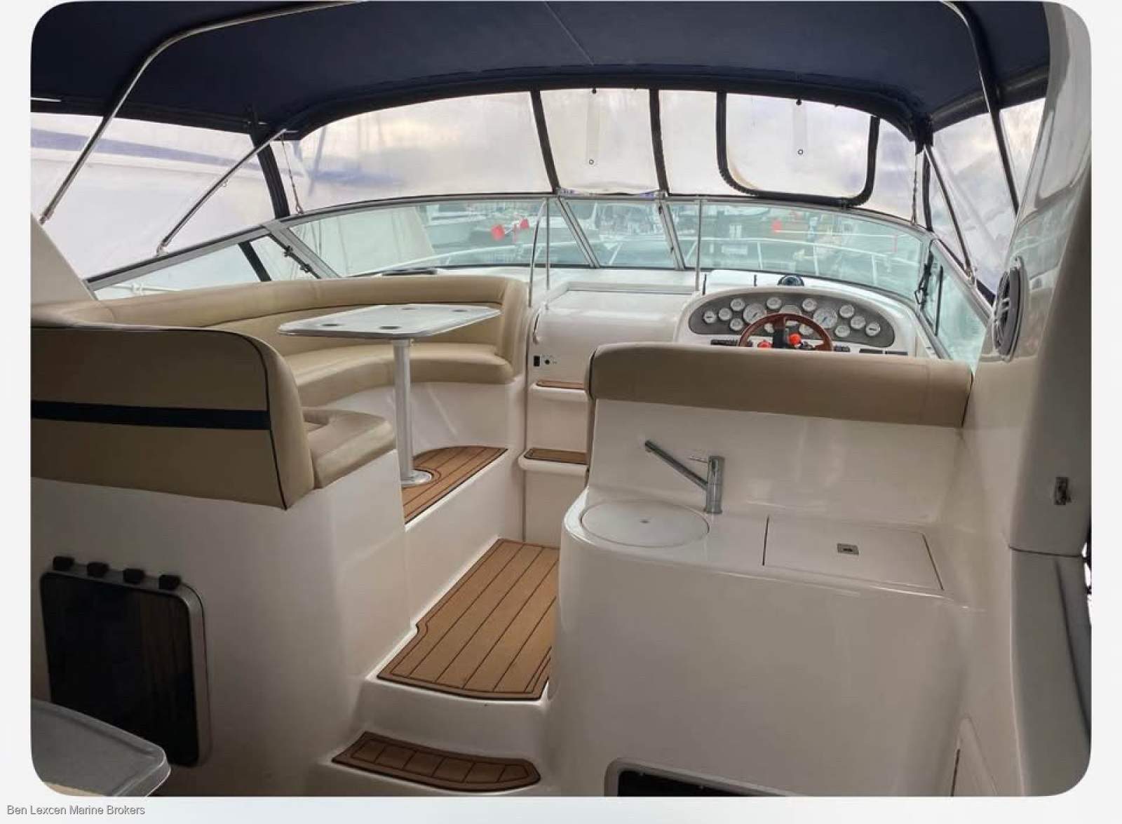 Mustang 3800 Sportcruiser TURN KEY WEEKEND CRUISER