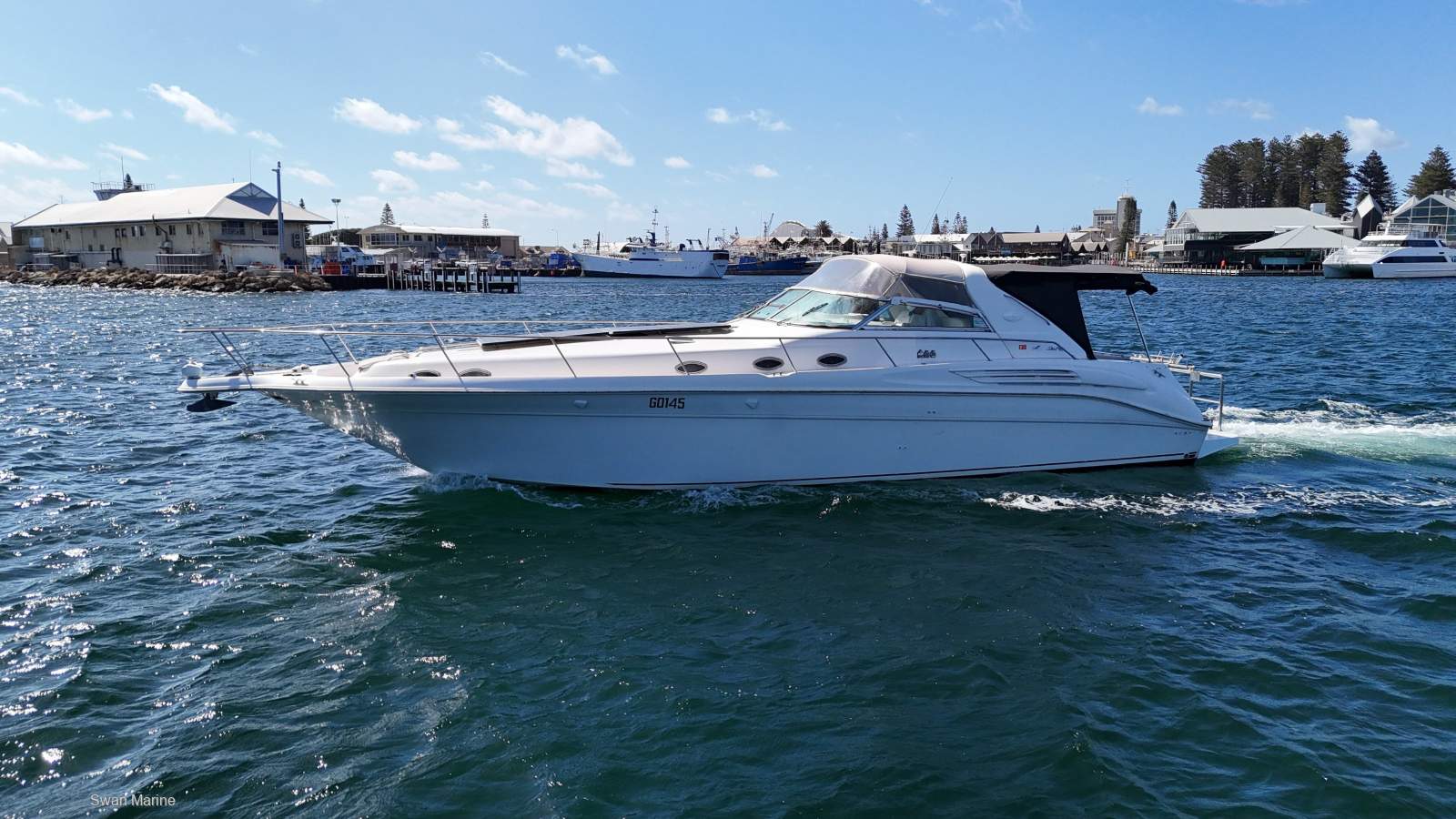 Sea Ray 450 Sundancer