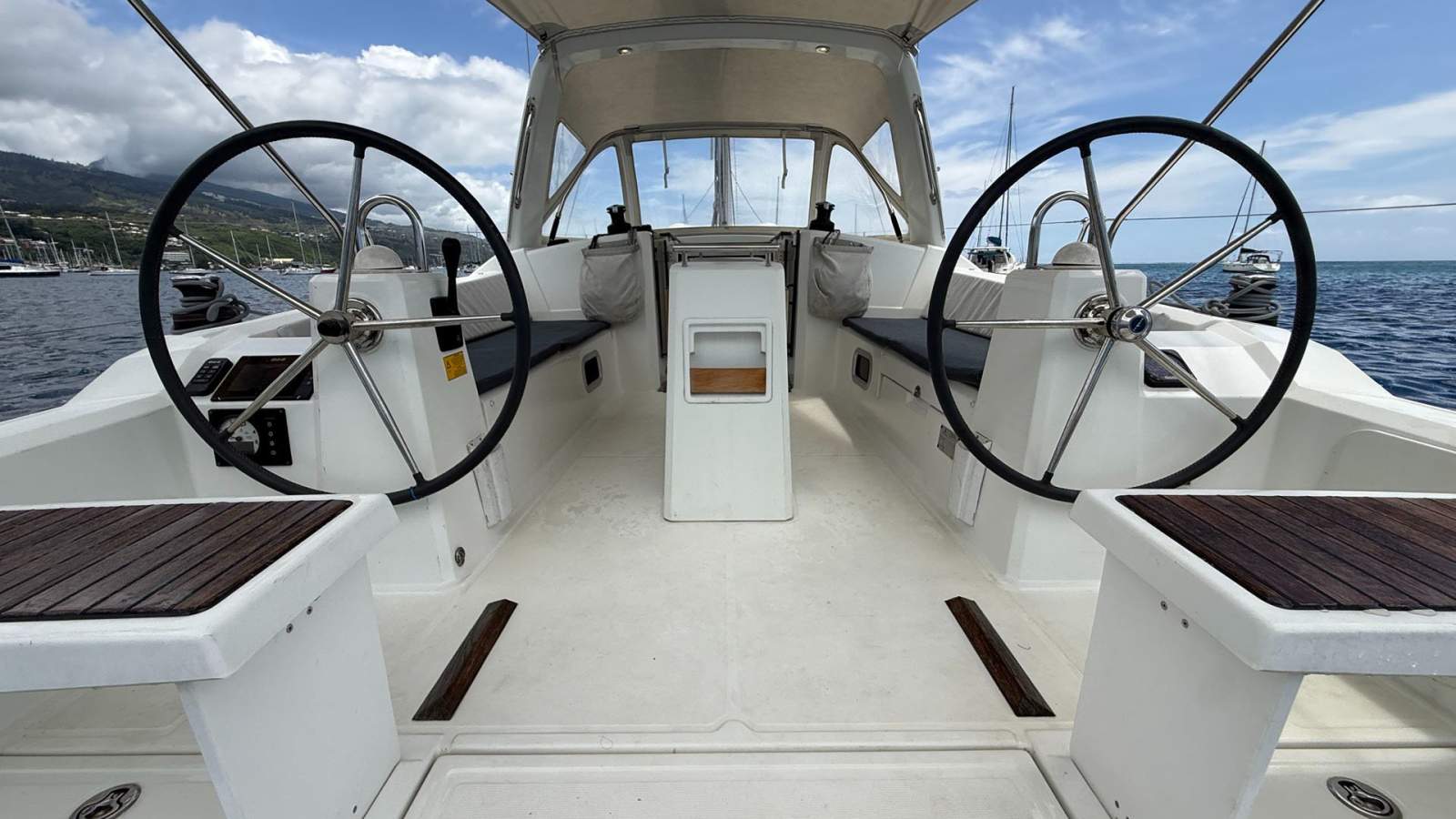 Beneteau Oceanis 38 Cruiser