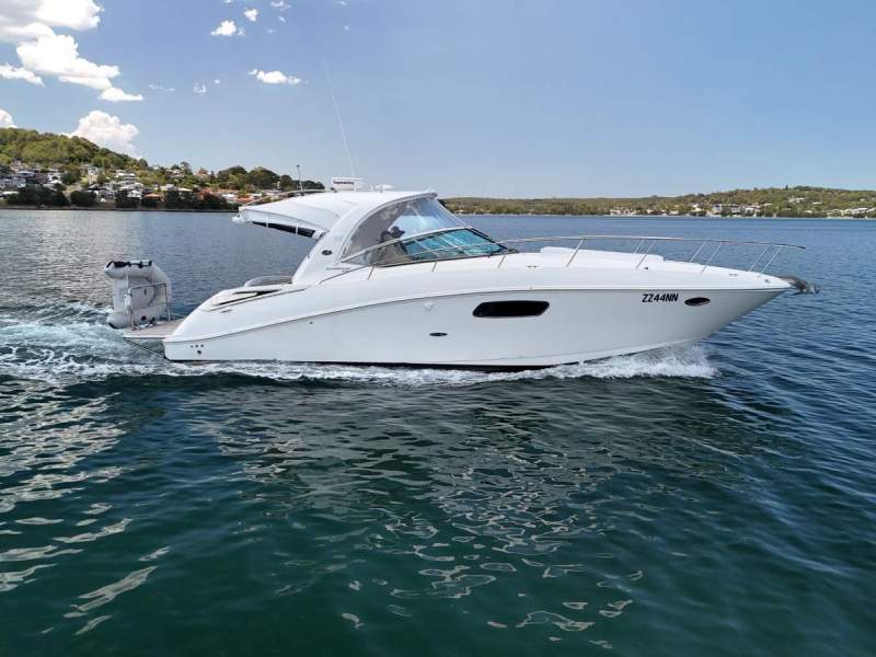 Sea Ray 370 Sundancer