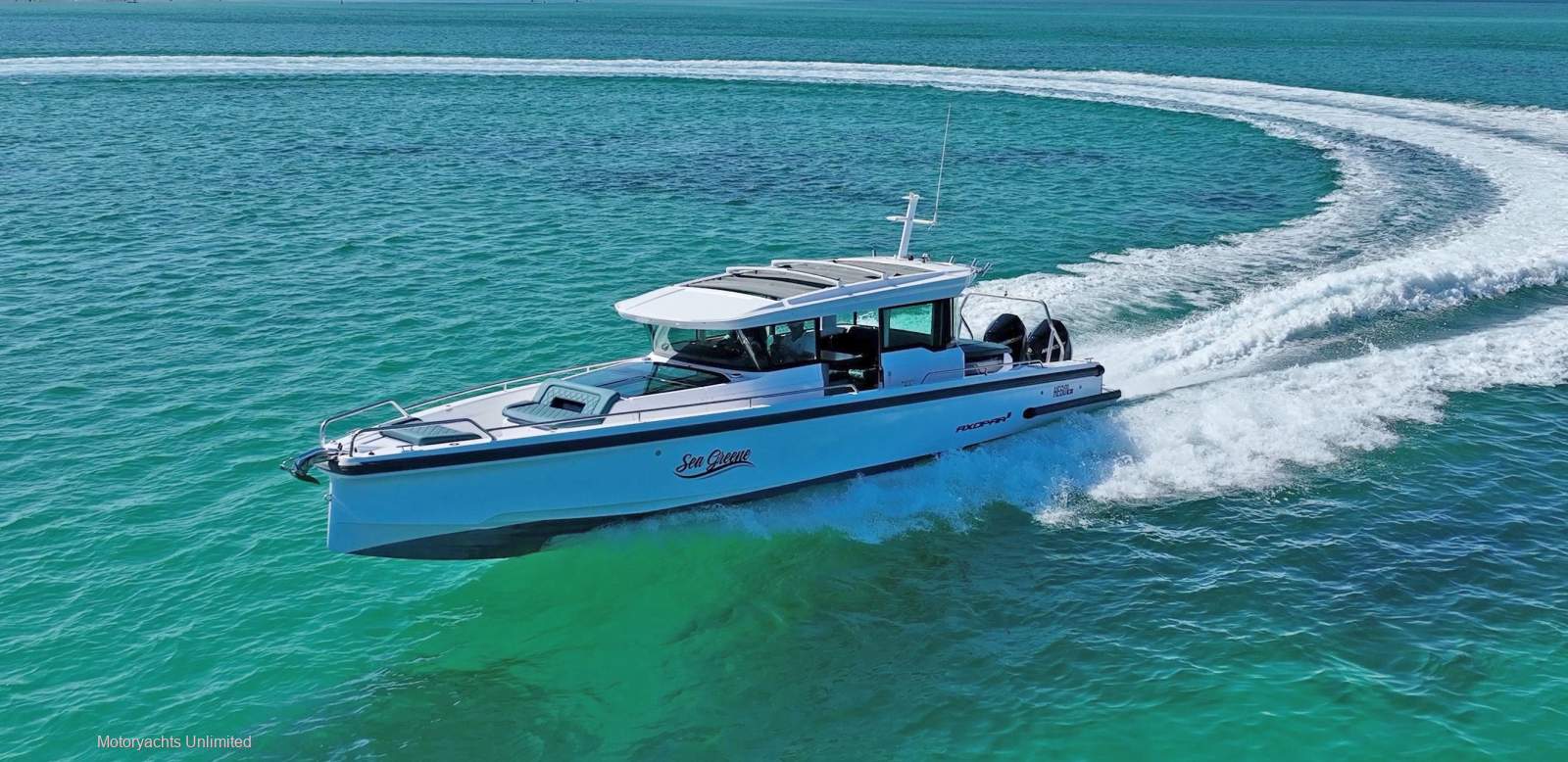 Axopar 37 XC Cross Cabin - Two cabin version - sleeps four. Low hours!