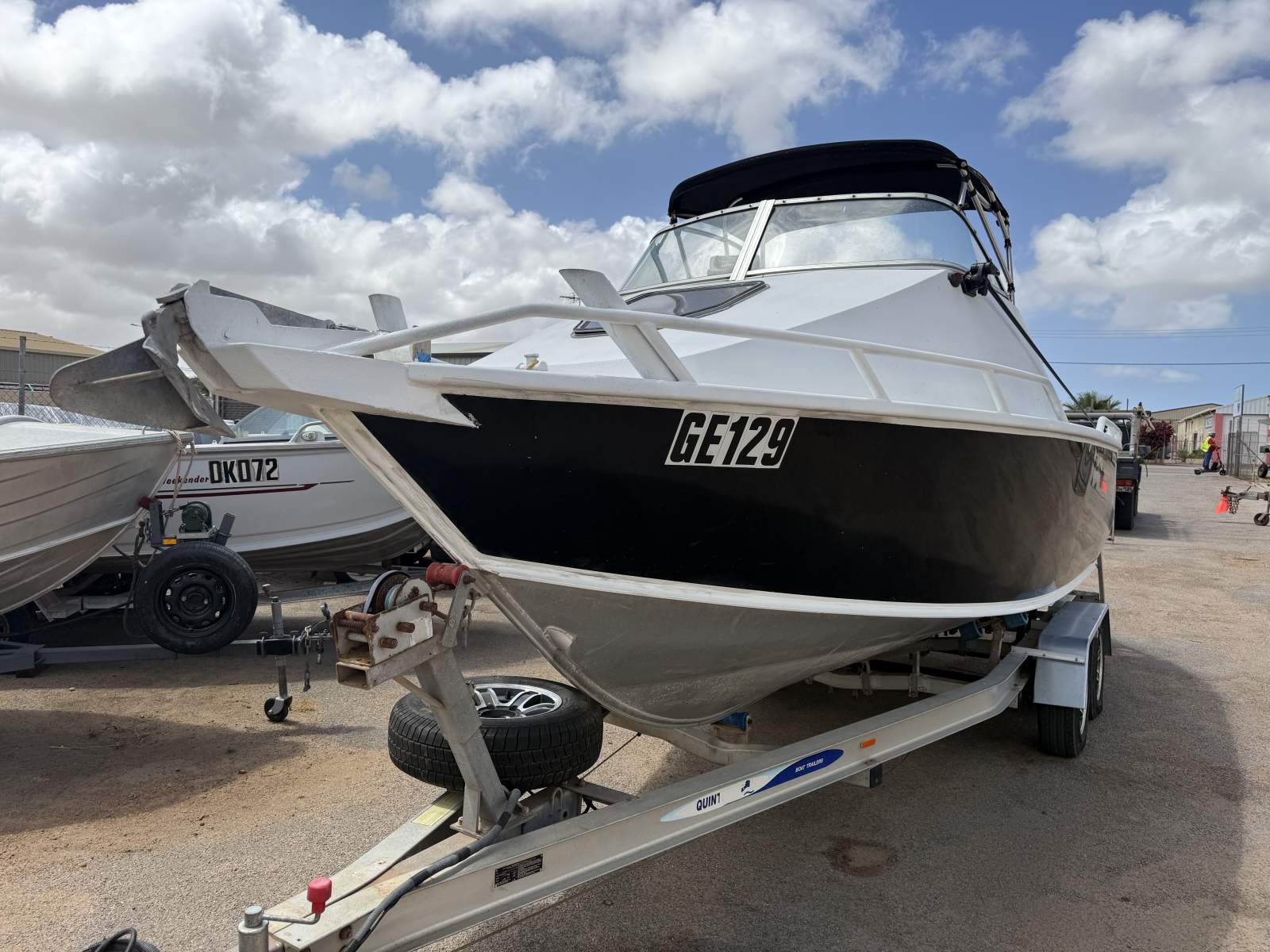 Yellowfin Plate 6200 Cabin