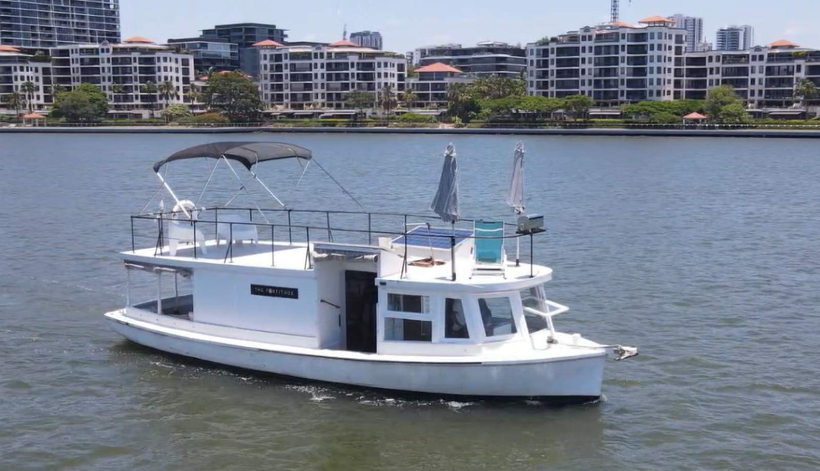 Hugh Morris X Brisbane River Ferry Converted to live aboard early 2000.
