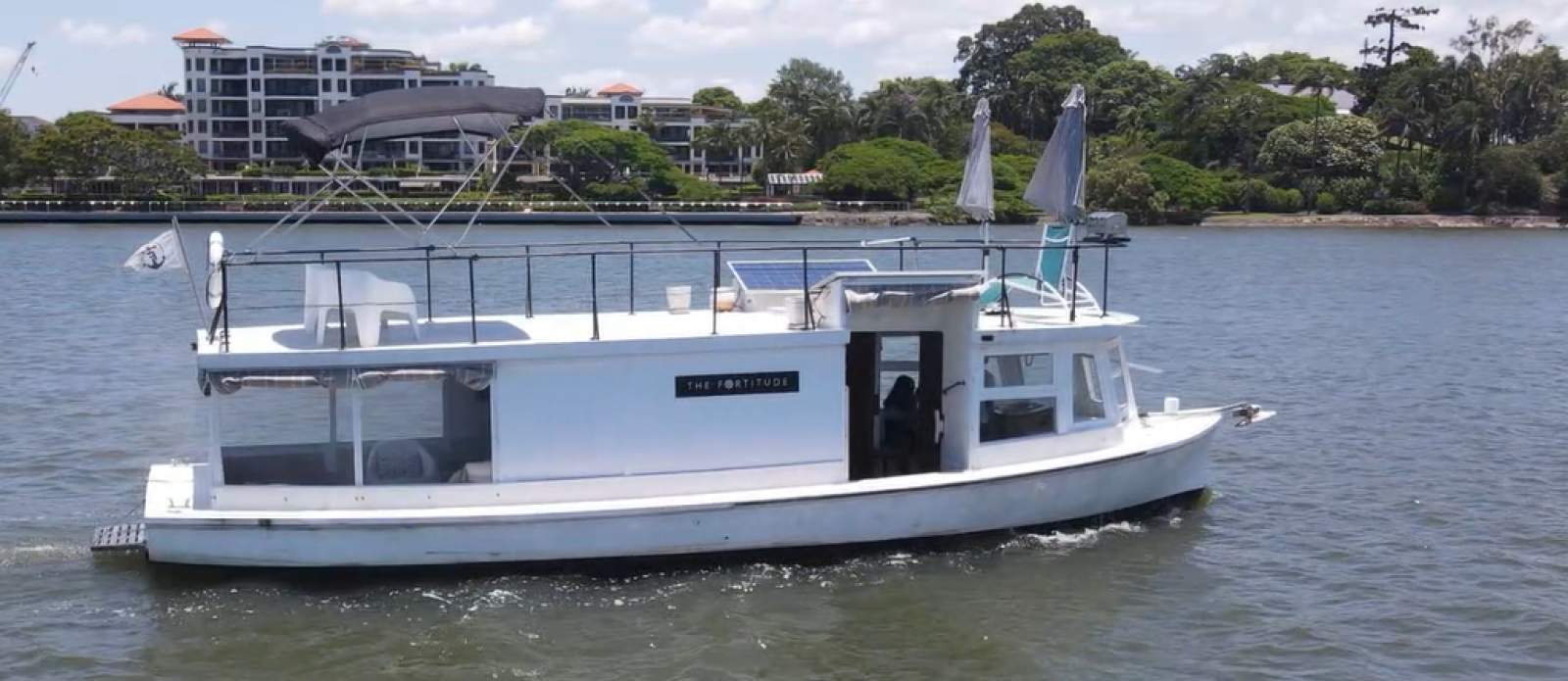 Hugh Morris X Brisbane River Ferry Converted to live aboard early 2000.