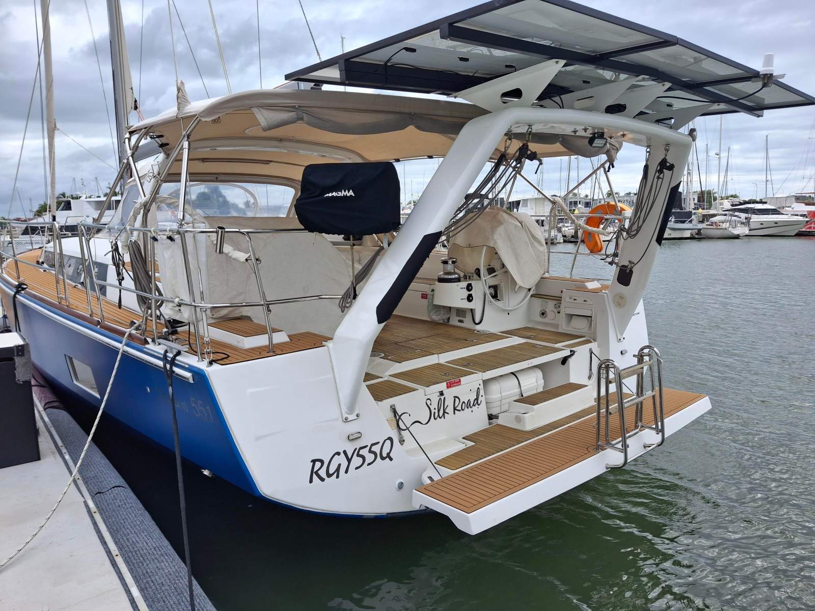 Beneteau Oceanis 55 Swallow draft large wing keel at 1.6mt