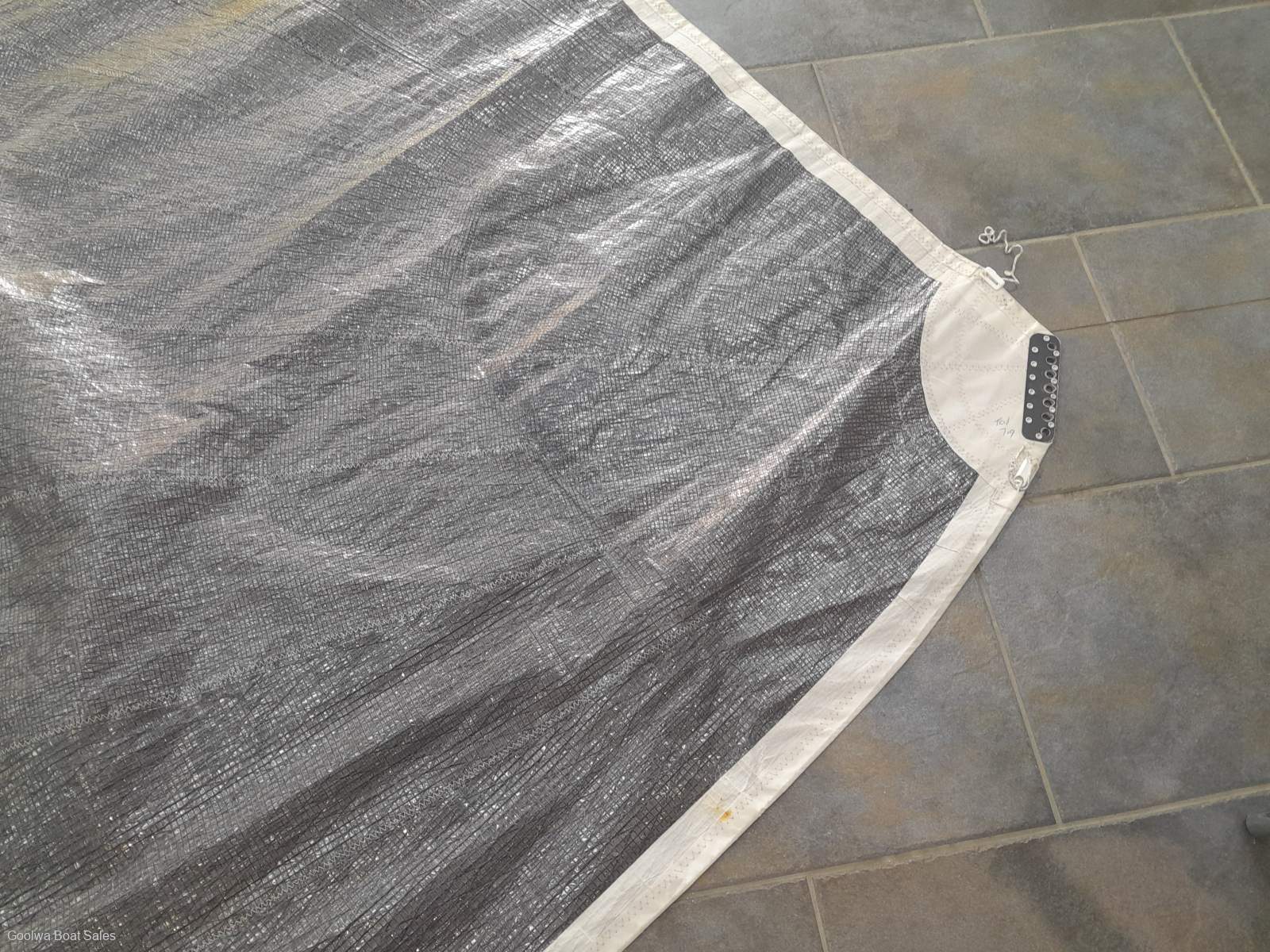 7.9 m Carbon Laminate Genoa