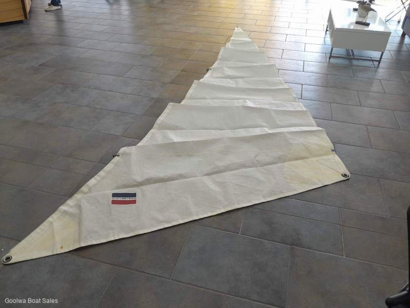 4.7 m #4 / Storm Jib