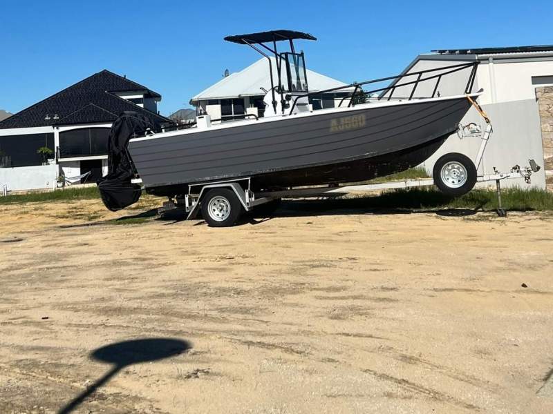 Trailcraft 590 Centre Console