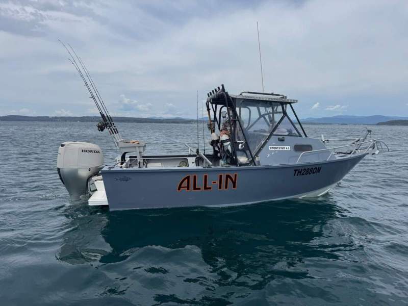 Pacific Sportfish 6.1 Deluxe Cuddy Cabin