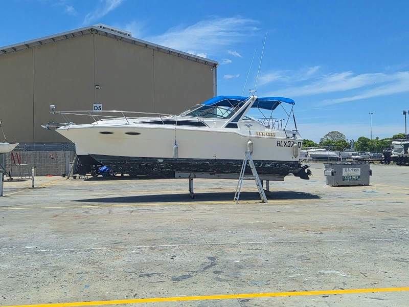 Sea Ray 330 Sundancer