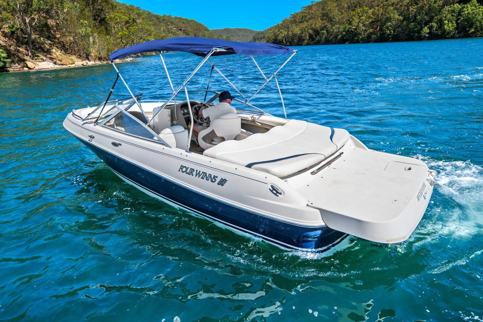 Four Winns Horizon 200