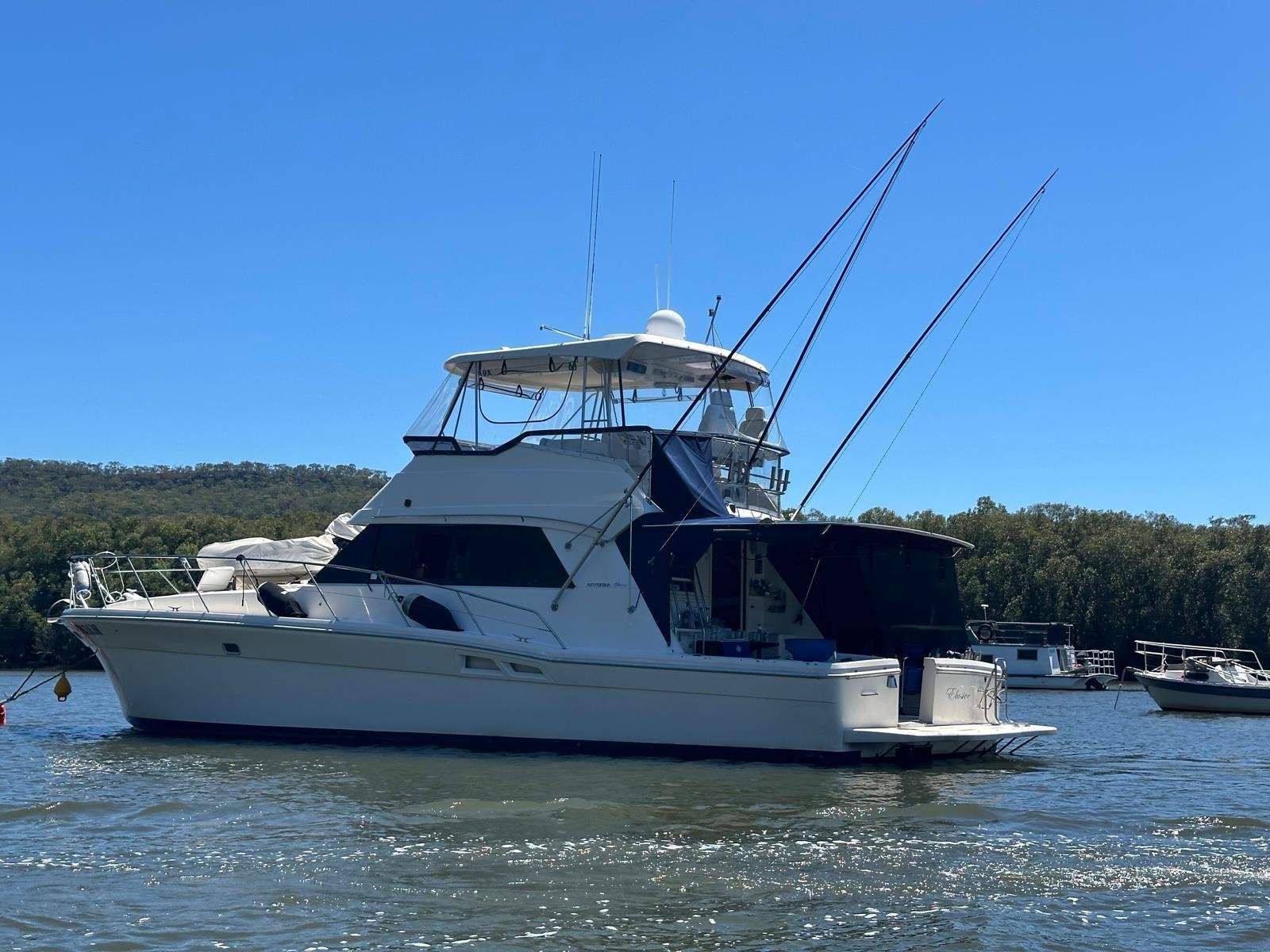 Riviera 48 Flybridge