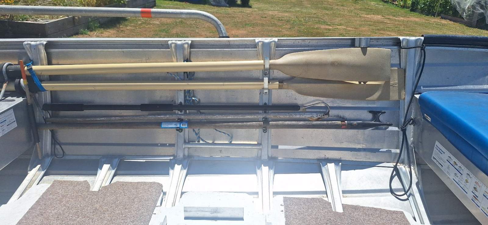 Bermuda Runabout 410 Salmon: Brackets in floor for securing esky well.