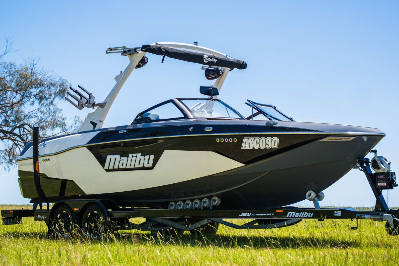 Malibu Wakesetter 23 LSV
