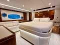Riviera 6000 Sport Yacht Platinum Edition