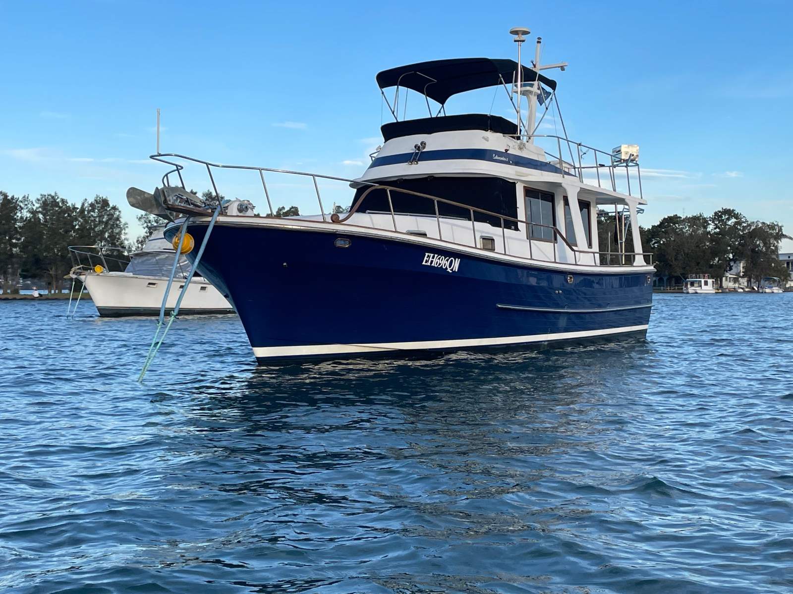 CHB Trawler Marine Trader 38 Europa Sedan