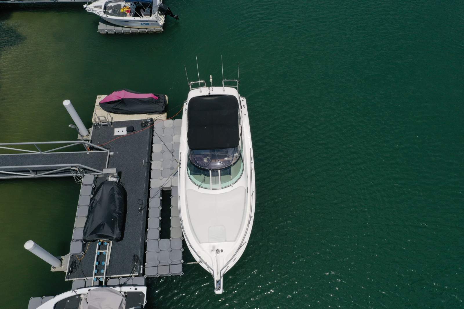 Riviera 3000 Offshore Very Sought After Model!