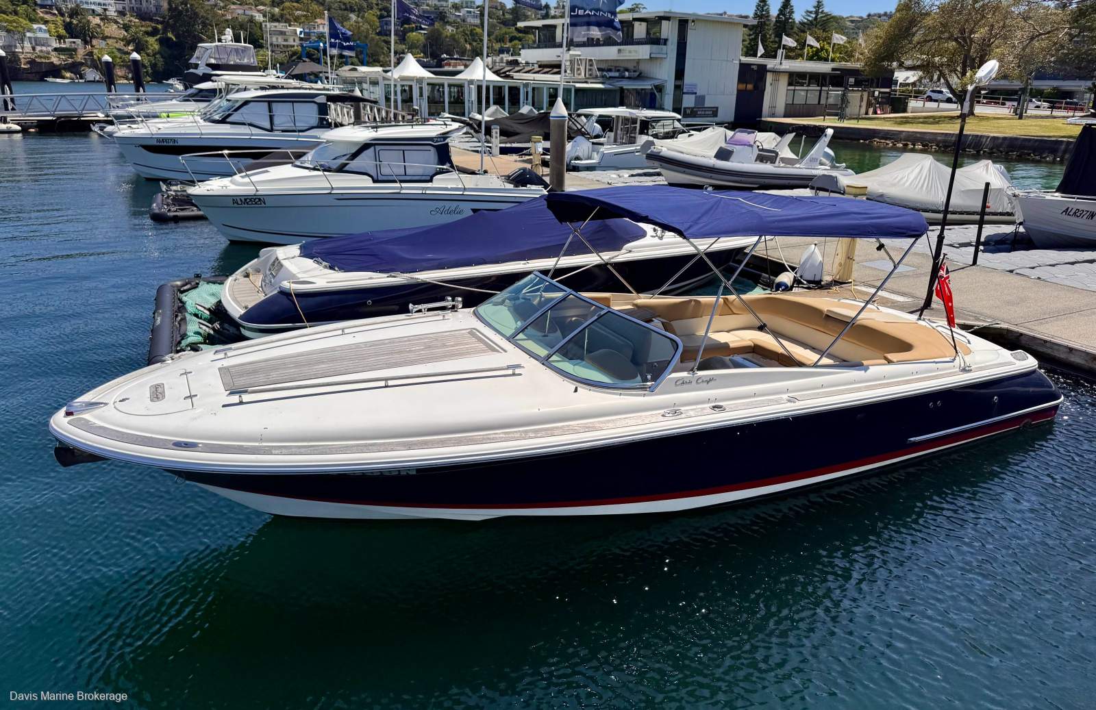 Chris Craft Corsair 28