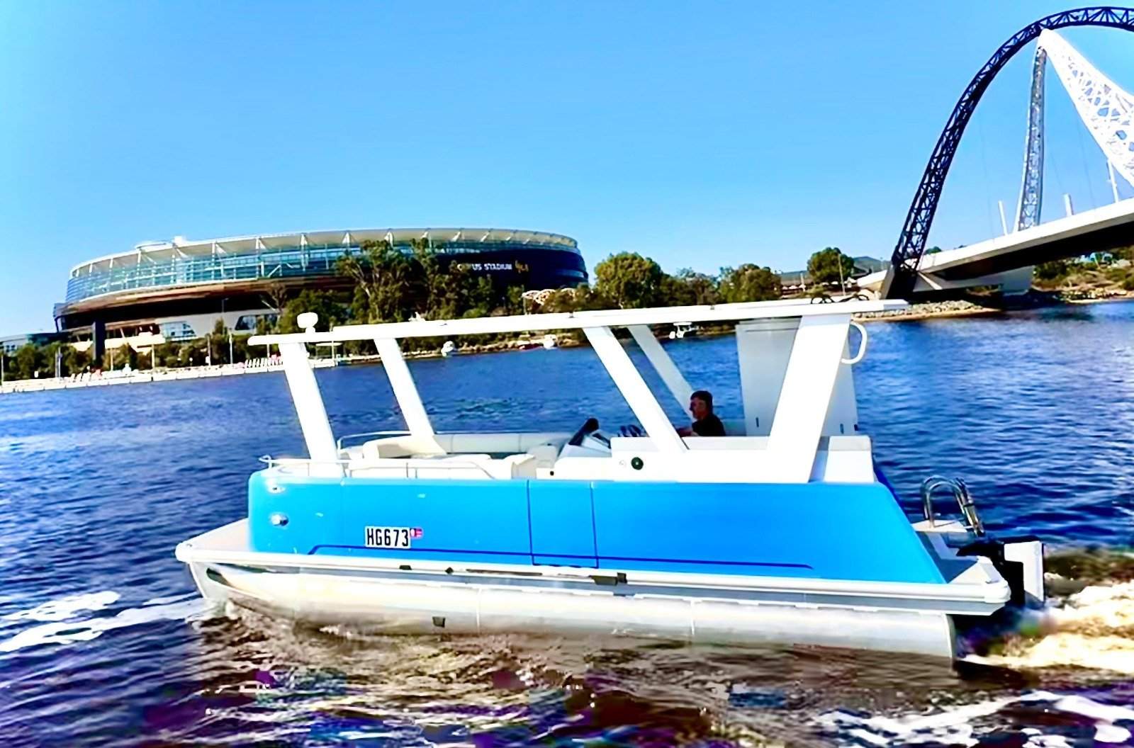 Paradise Blue Liesure Pontoon 27'