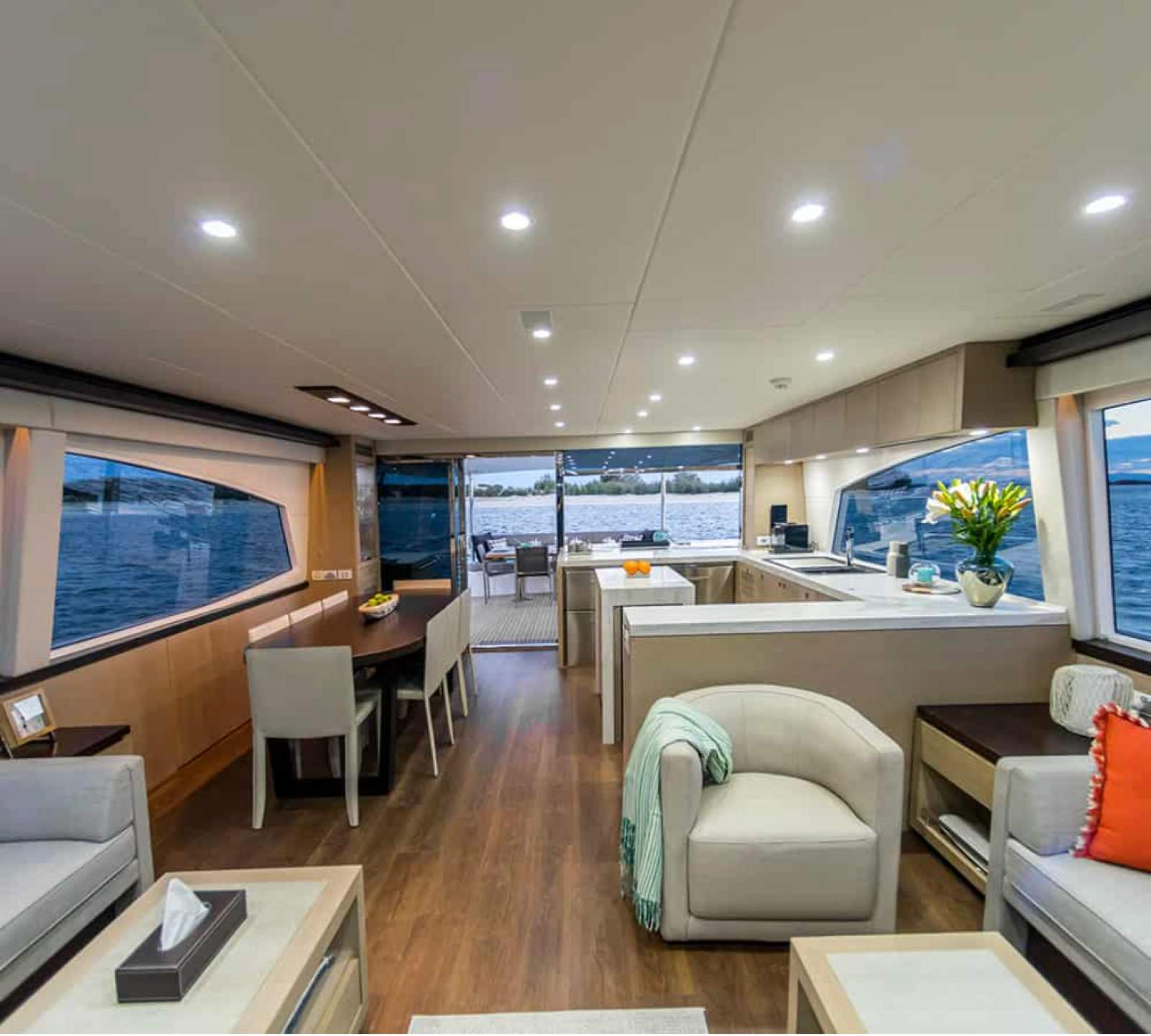 Whitehaven 7600 Sports Yacht