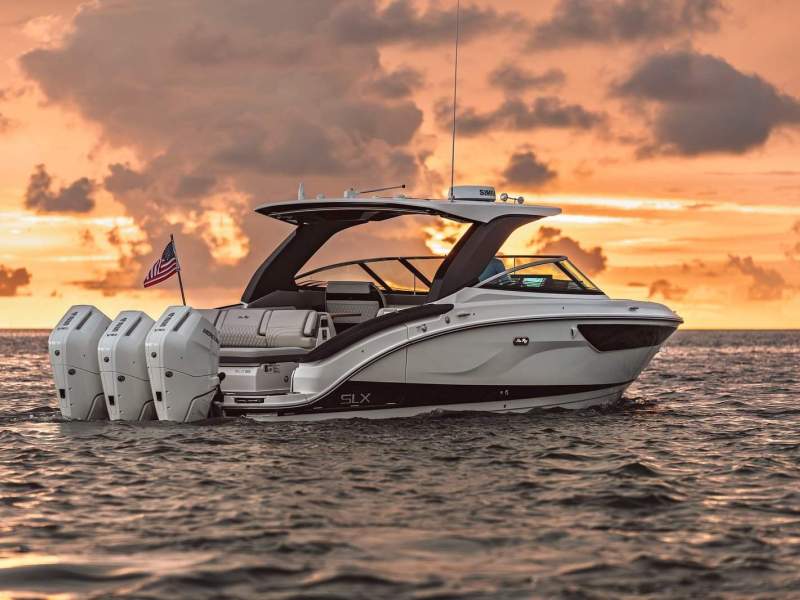 Sea Ray 360 SLX OB Bowrider