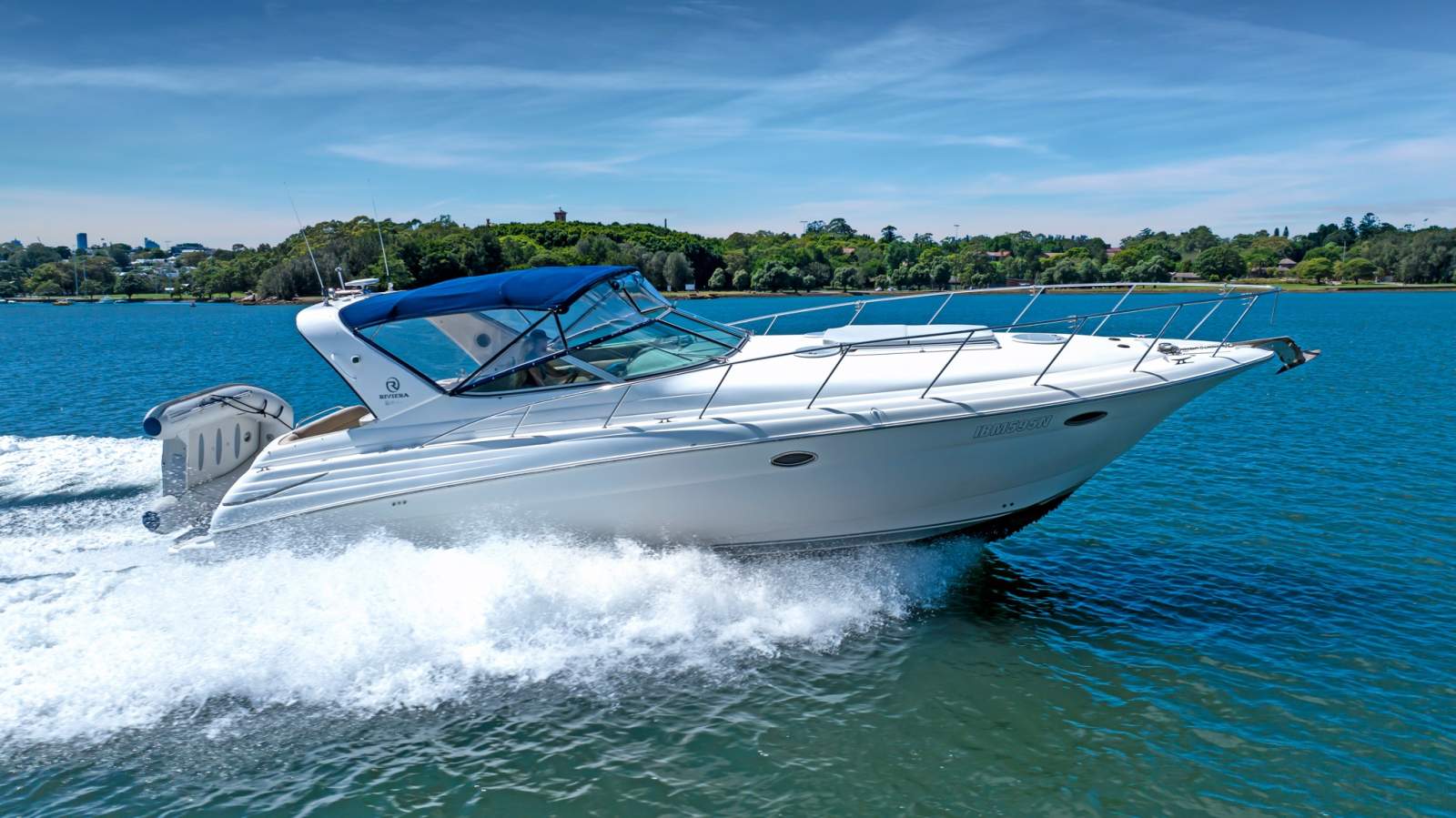 Riviera M370 Sports Cruiser