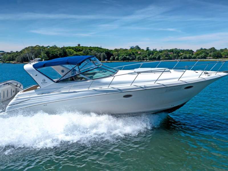 Riviera M370 Sports Cruiser